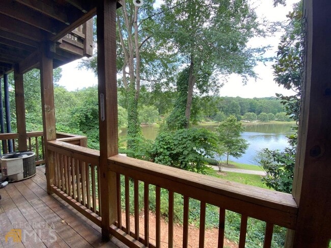 Building Photo - 279 Quail Run