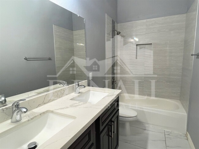 Building Photo - 4523 E Swilling Rd