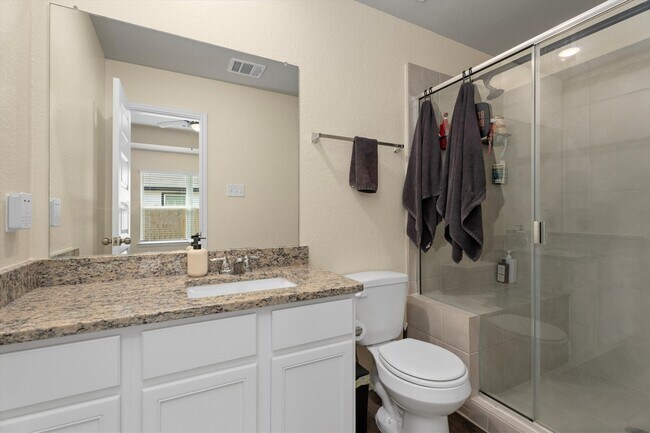 Building Photo - 2408 Bray Head Dr