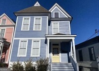 Building Photo - 867 Orange Terrace
