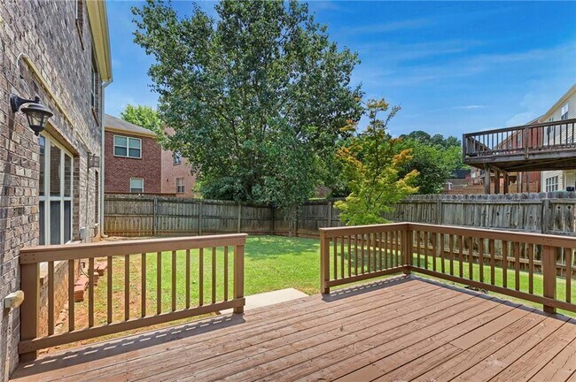 Building Photo - 5957 Stow Dr