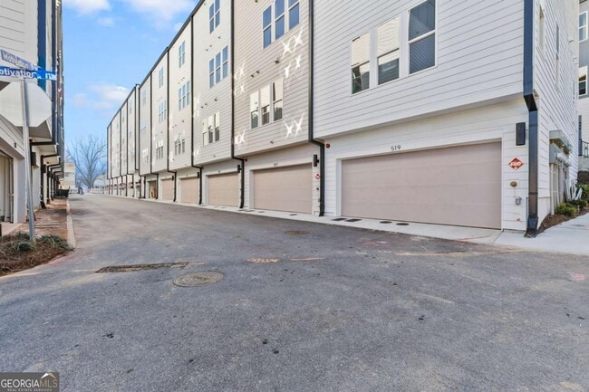 Building Photo - 517 Motivation Cir NW