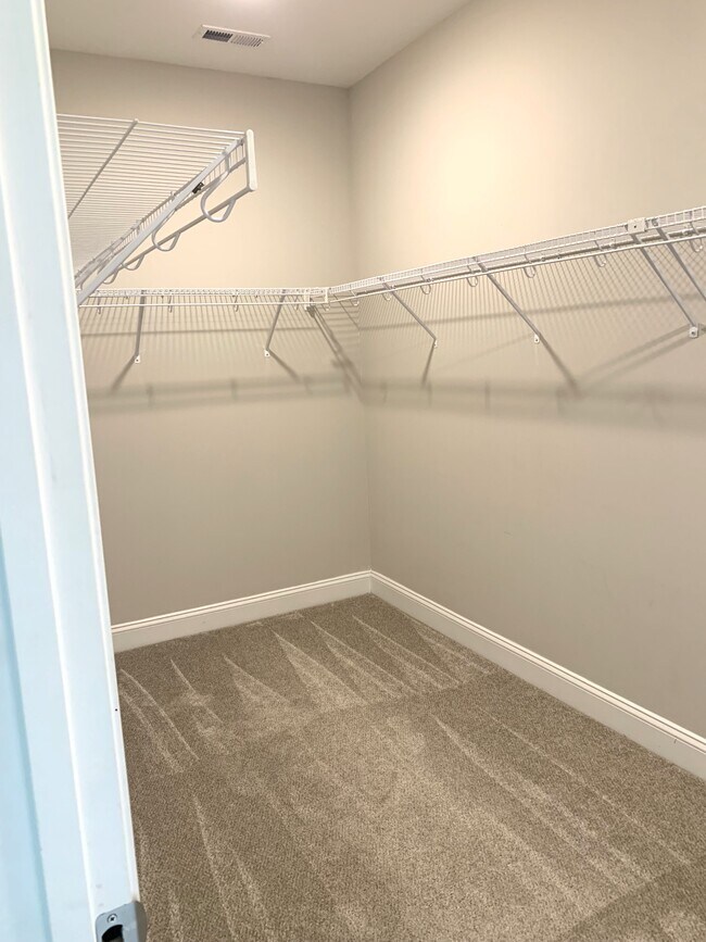 Building Photo - 1479 Lanterns Rest Rd