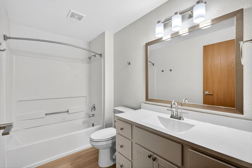 Building Photo - Whispering Pines Apartments