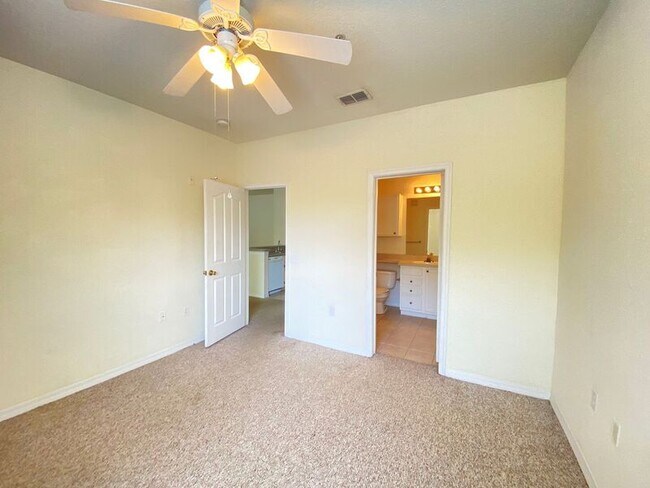 Building Photo - 1325 Lake Shadow Cir