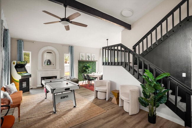 Building Photo - 15232 N 49th St