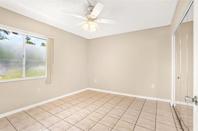 Building Photo - 12755 SW 16th Ct