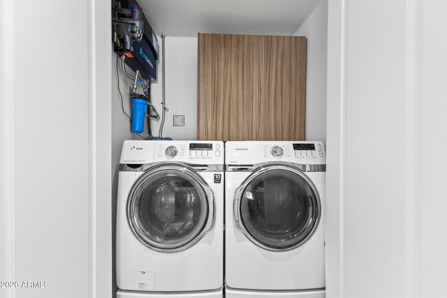 Building Photo - 6834 N 72nd Pl