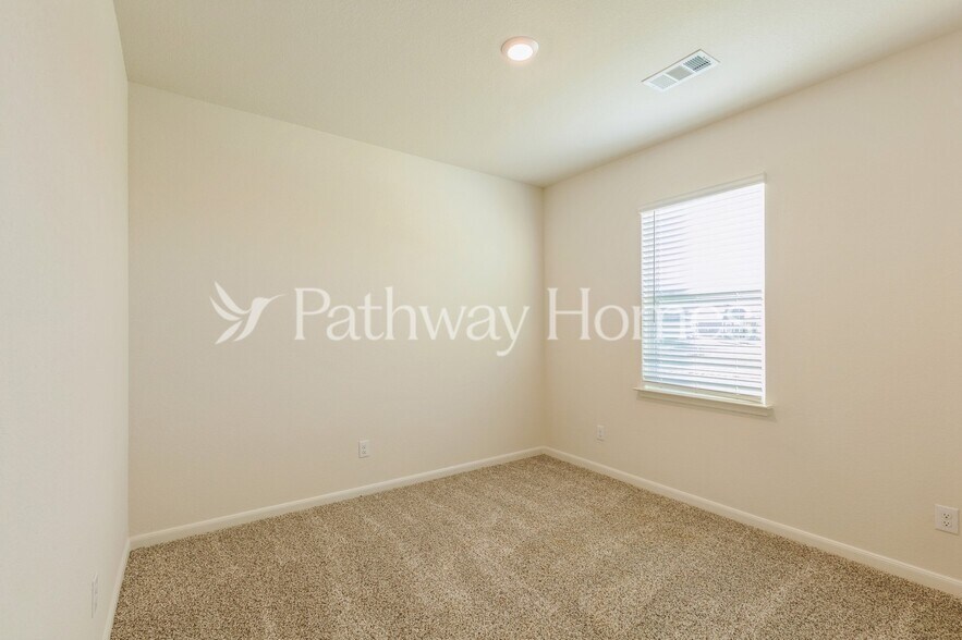 Building Photo - 10805 Copper Hills Ln