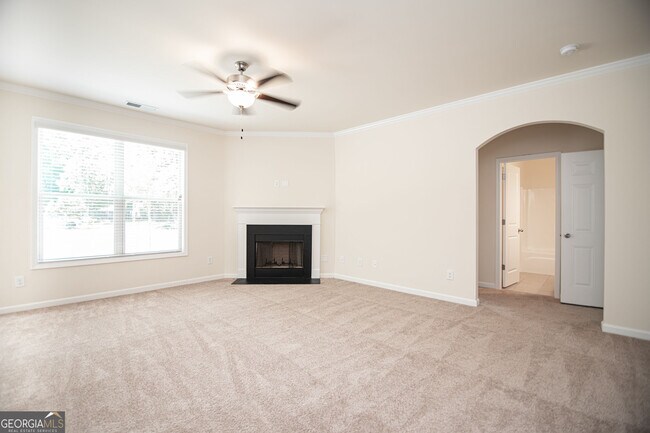 Building Photo - 5863 Krim Dr