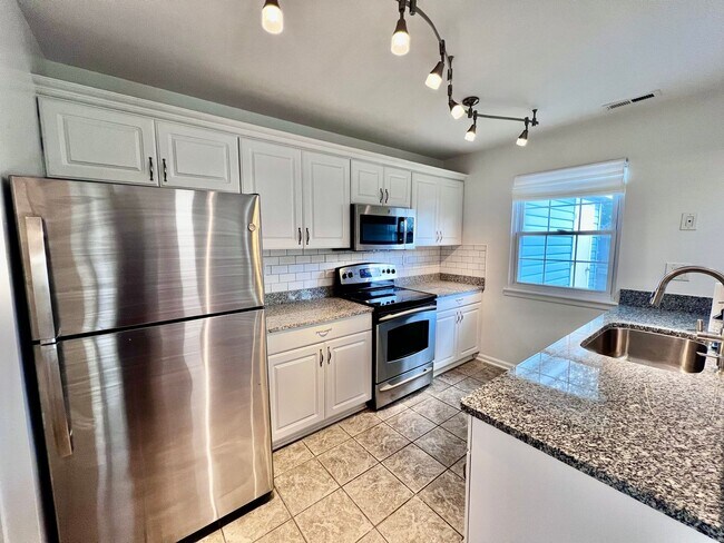 Building Photo - 602 Barwick Ct