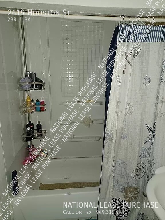 Building Photo - Rent to Own Home with $5500 Down - No Bank...