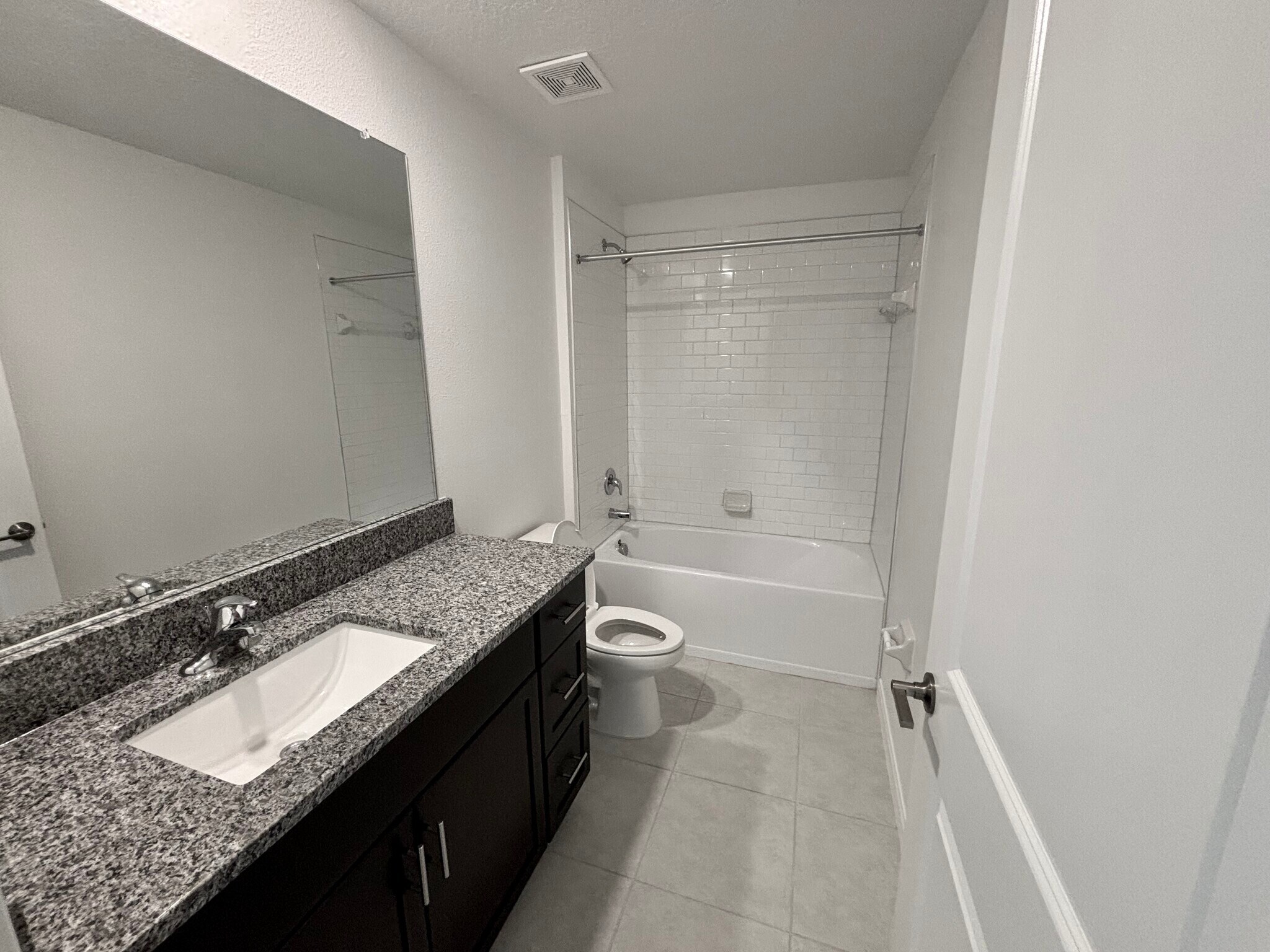 Building Photo - 11237 Linden Depot Rd