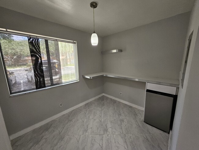 Building Photo - 855 NW 91st Terrace