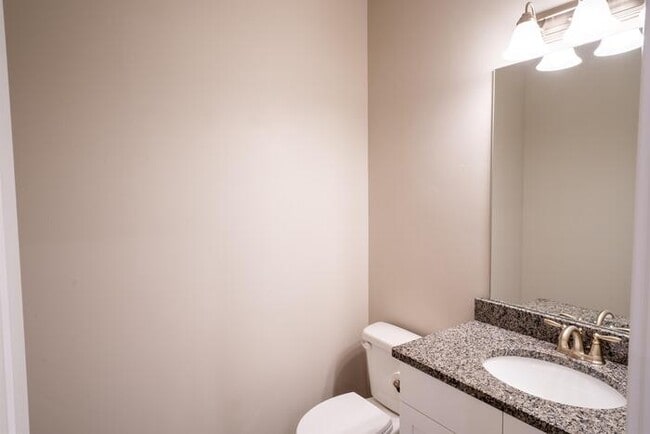 Building Photo - 8676 N Shadow Creek Alley
