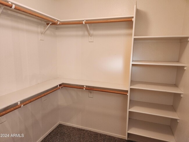 Building Photo - 15923 W Post Dr