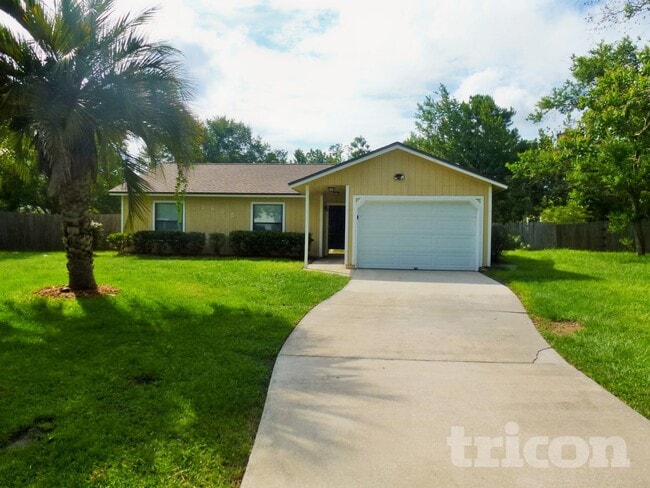 Building Photo - 1805 Clover Ct