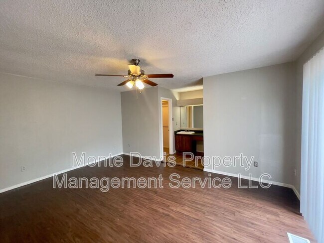 Building Photo - 1713 Cinnamon Path