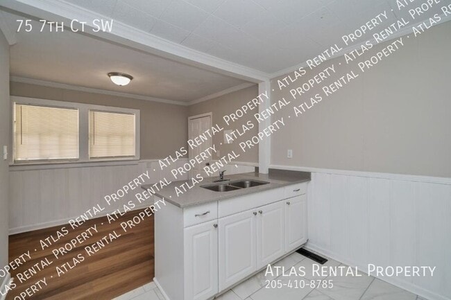 Building Photo - 75 7th Ct SW