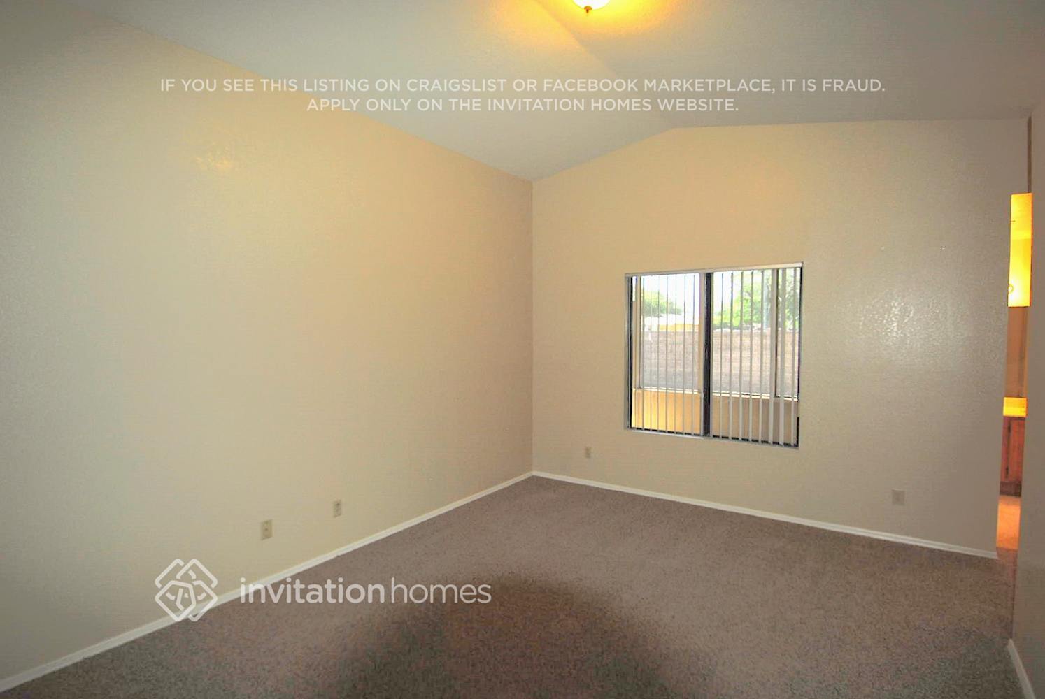 Building Photo - 6628 N 48th Dr
