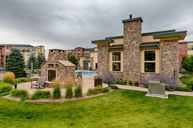 Swimming Pool - 13456 Via Varra