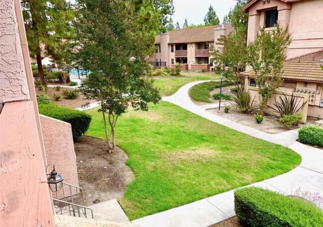 Building Photo - 12067 Alta Carmel Ct