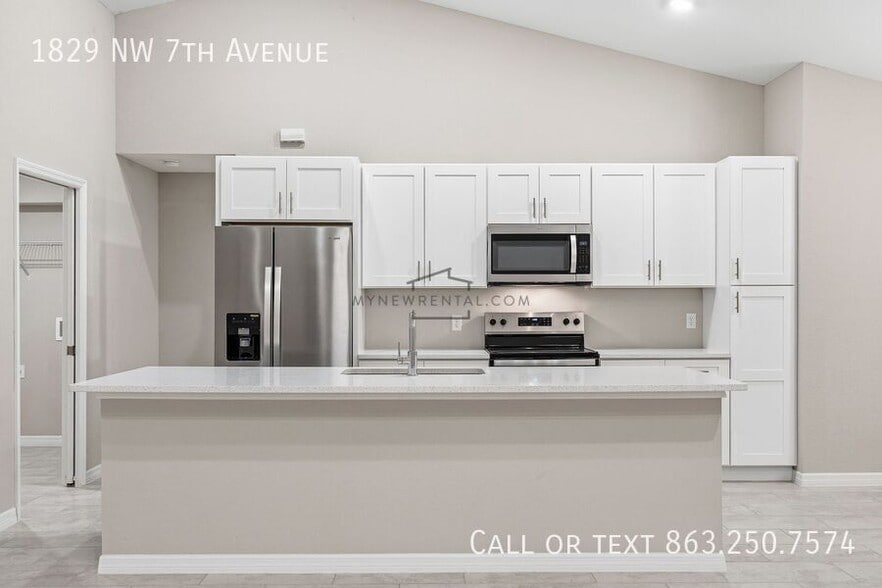 Building Photo - 1829 NW 7th Ave