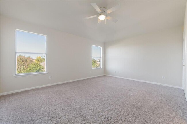 Building Photo - 2403 Branum Dr