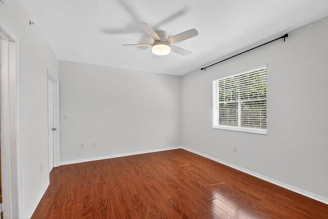Building Photo - 6511 Emerald Dunes Dr