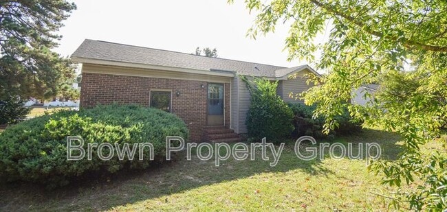 Building Photo - 5827 Labonte Dr