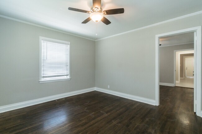 Building Photo - 1513 N Alston Ave