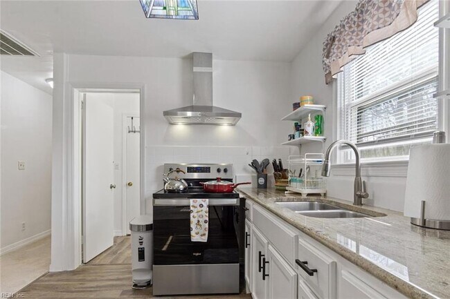 Building Photo - 108 Cooley Road #C C