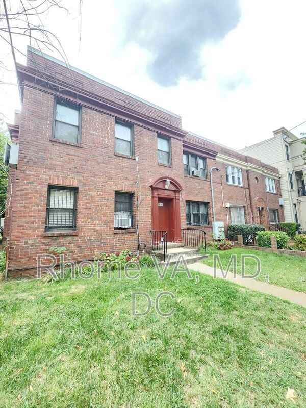 Building Photo - 515 Franklin St NE