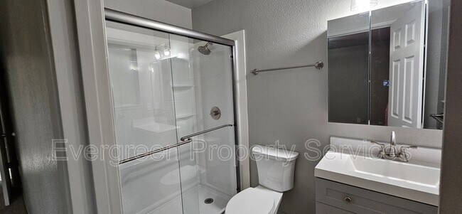 Building Photo - 5787 Haskell Ave