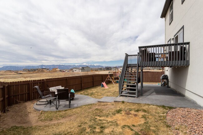 Building Photo - Exquisite 2-Story Home: Luxury Living in Tranquil Cul-de-Sac Setting!!