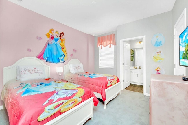 Building Photo - 2567 Shanti Dr