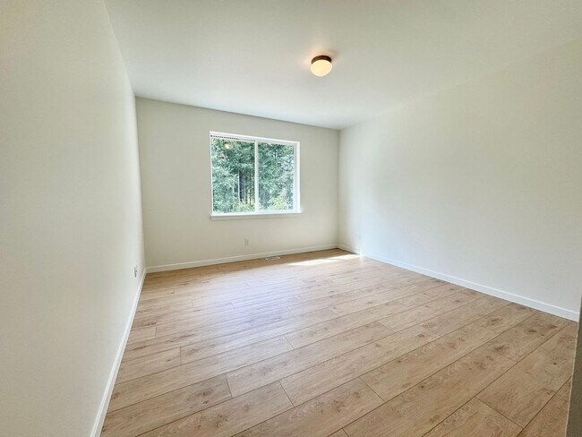 Building Photo - 1729 Cyrene Dr NW