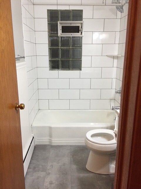 Bathroom - 122 State St