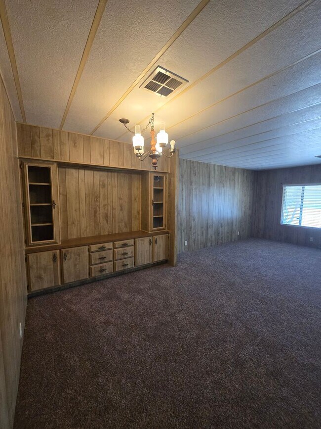 Building Photo - 25313 De Waide Ave