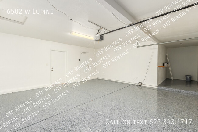 Building Photo - 6502 w Lupine-