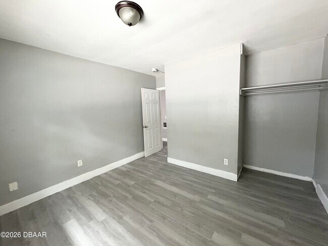 Building Photo - 430 N Charles St