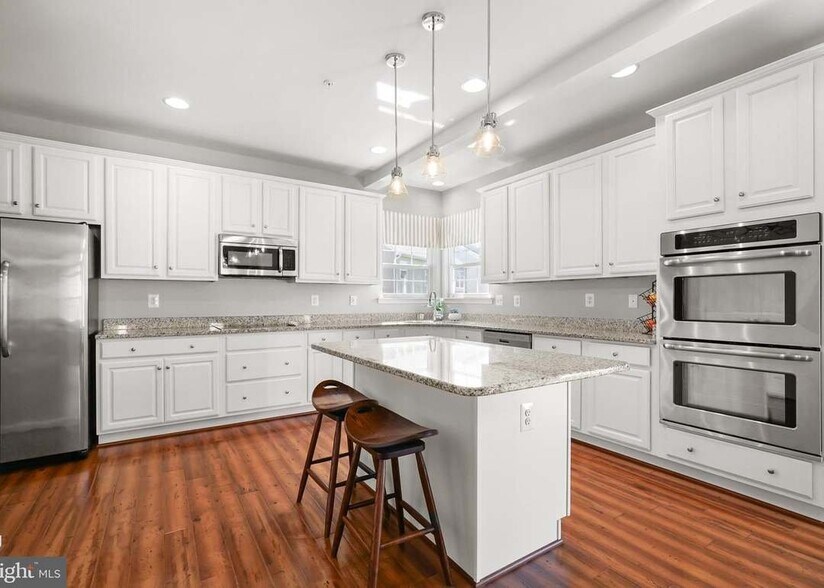 Building Photo - 508 Claiborne Rd