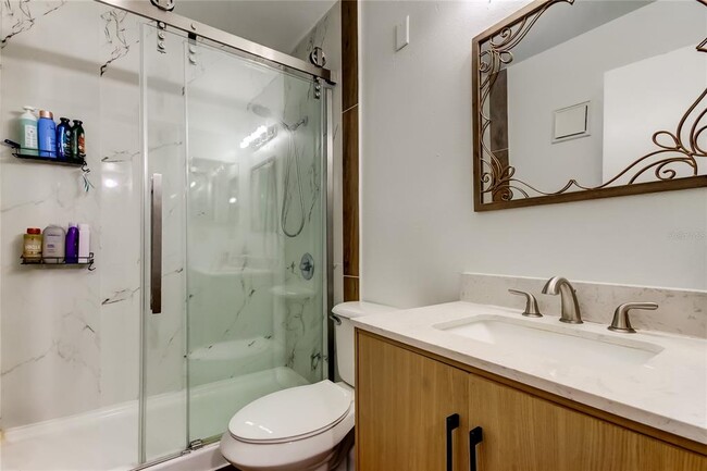 Building Photo - 11720 Raintree Dr