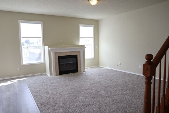 Building Photo - 9507 NE 39th Ave