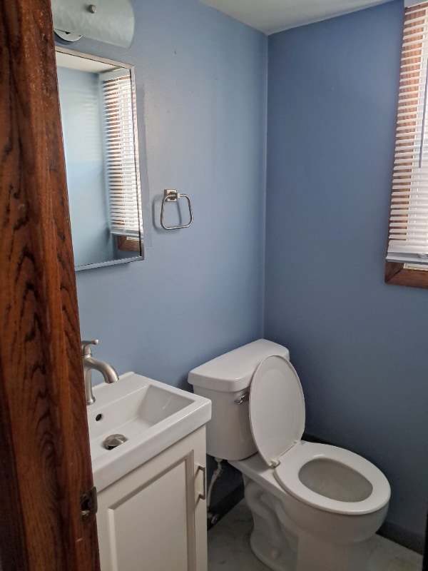 Building Photo - 2025 Texas Ave