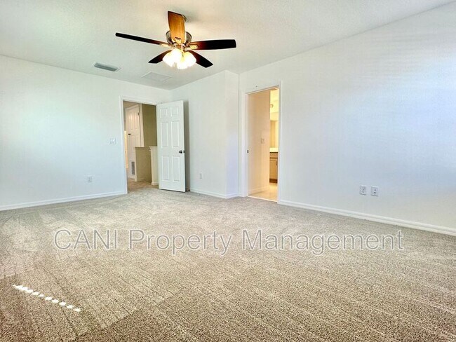 Building Photo - 1192 Happy Frst Lp