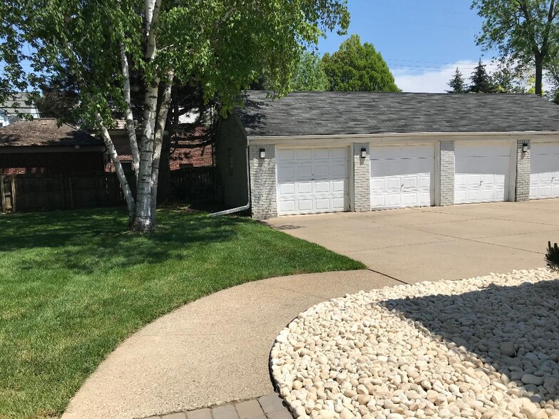 Garage Detached - 1015 Henrietta St