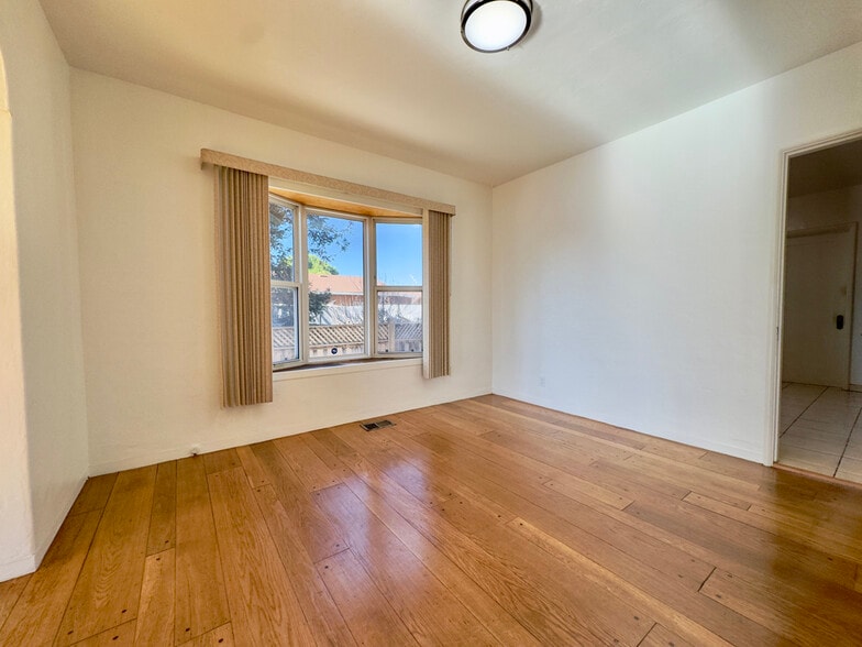 Building Photo - 2307 107th Ave