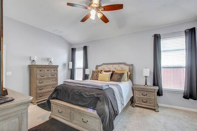 Building Photo - 16508 Pallazo Dr