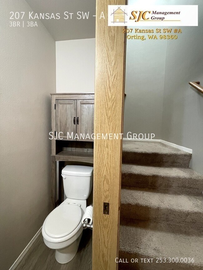 Building Photo - 207 Kansas St SW